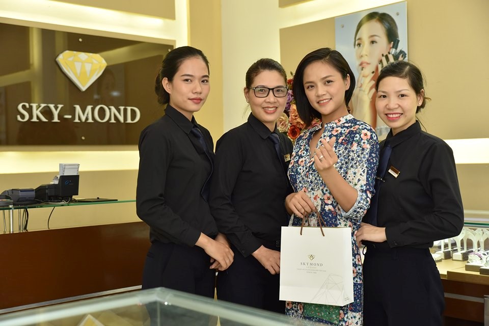 SKYMOND LUXURY - TRANG SỨC DÀNH CHO NGƯỜI THÀNH CÔNG